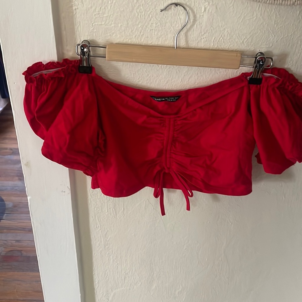 Crop top